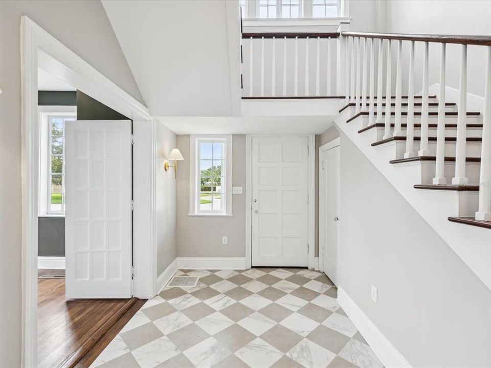 For Rent: $11,000 (5 beds, 3 baths, 4239 Square Feet)