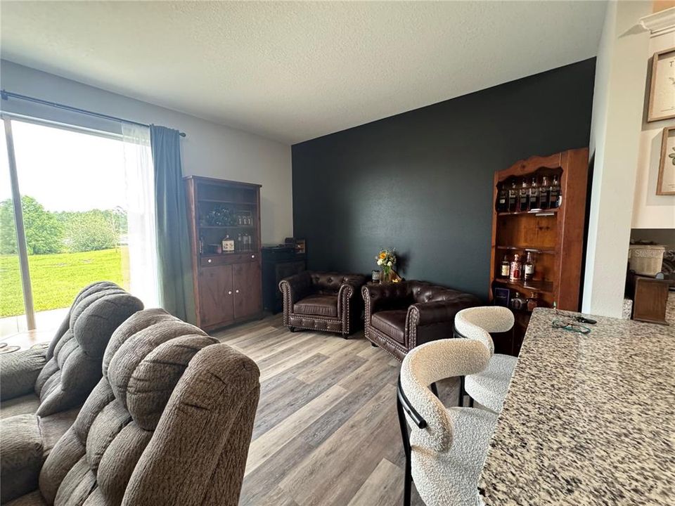 En Venta: $360,000 (3 camas, 2 baños, 1458 Pies cuadrados)