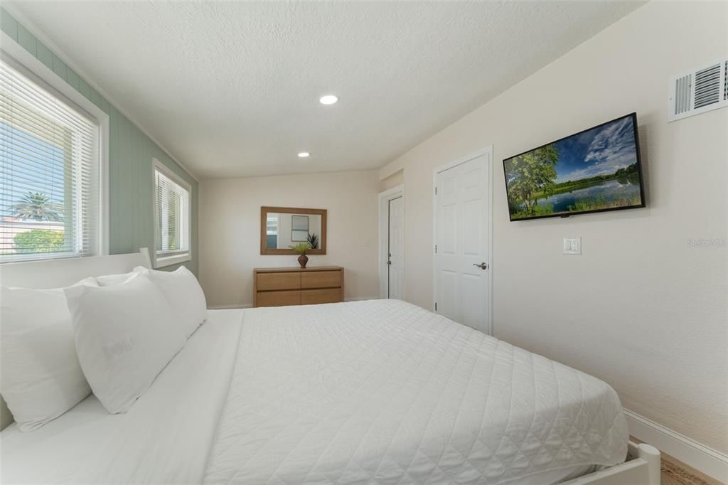 For Sale: $3,545,000 (0 beds, 0 baths, 8177 Square Feet)