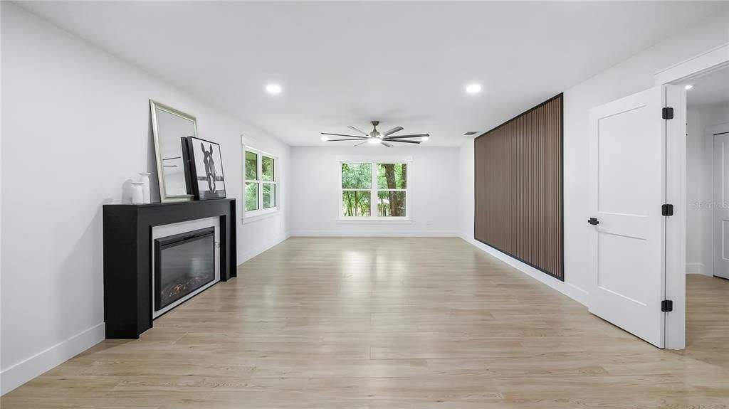 На продажу: $1,295,000 (4 спален, 3 ванн, 2792 Квадратных фут)