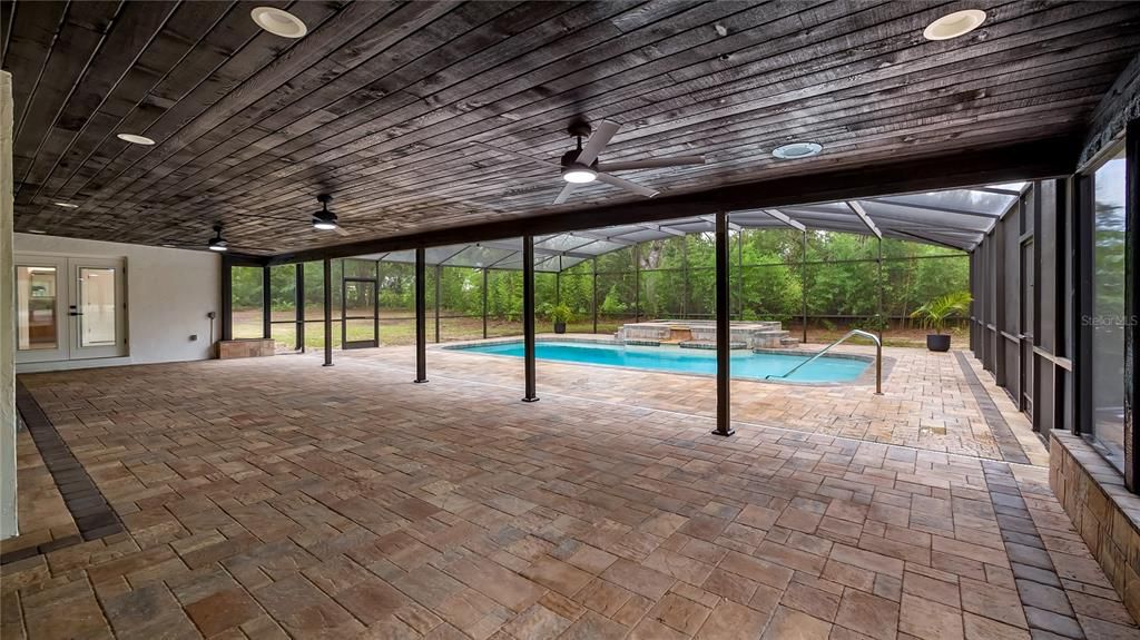 На продажу: $1,295,000 (4 спален, 3 ванн, 2792 Квадратных фут)