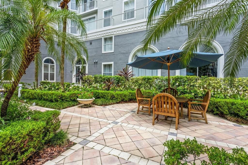 待售: $499,000 (2 贝兹, 2 浴室, 1184 平方英尺)