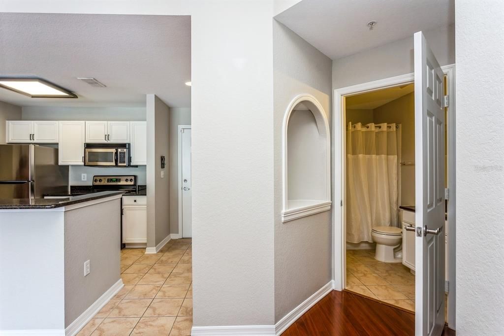 待售: $499,000 (2 贝兹, 2 浴室, 1184 平方英尺)