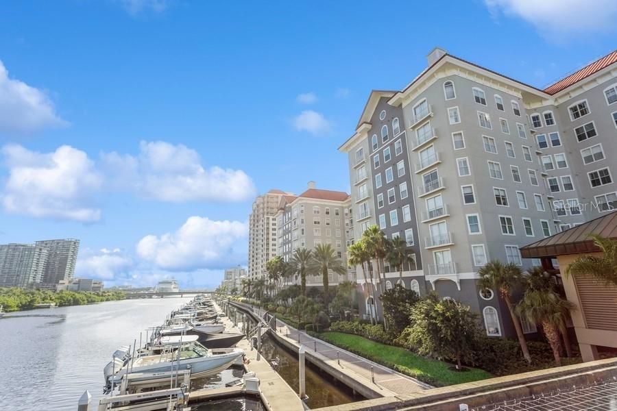 待售: $499,000 (2 贝兹, 2 浴室, 1184 平方英尺)