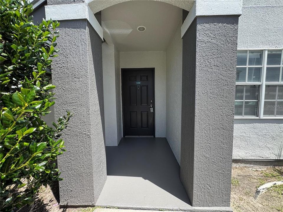 Active With Contract: $225,000 (2 beds, 2 baths, 1288 Square Feet)