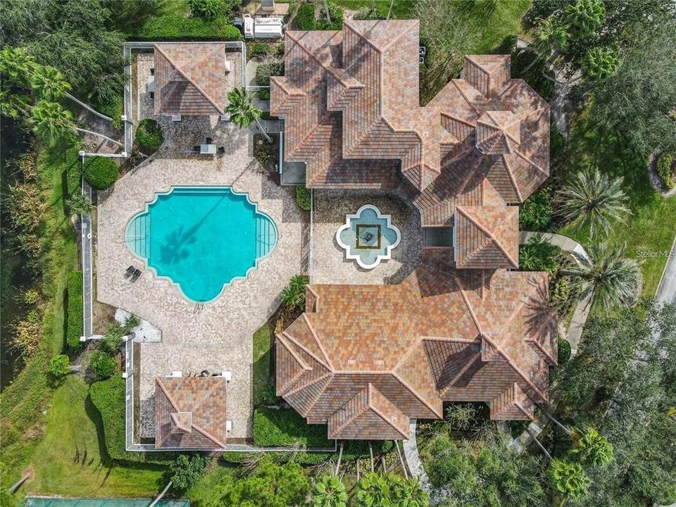 Active With Contract: $225,000 (2 beds, 2 baths, 1288 Square Feet)