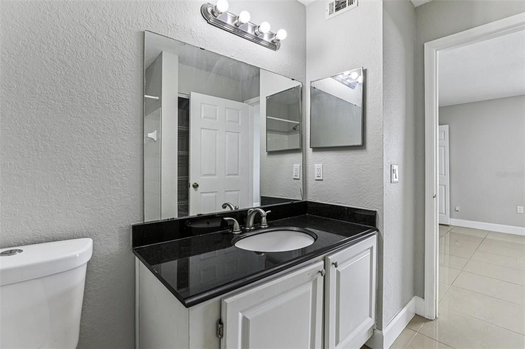 Active With Contract: $225,000 (2 beds, 2 baths, 1288 Square Feet)