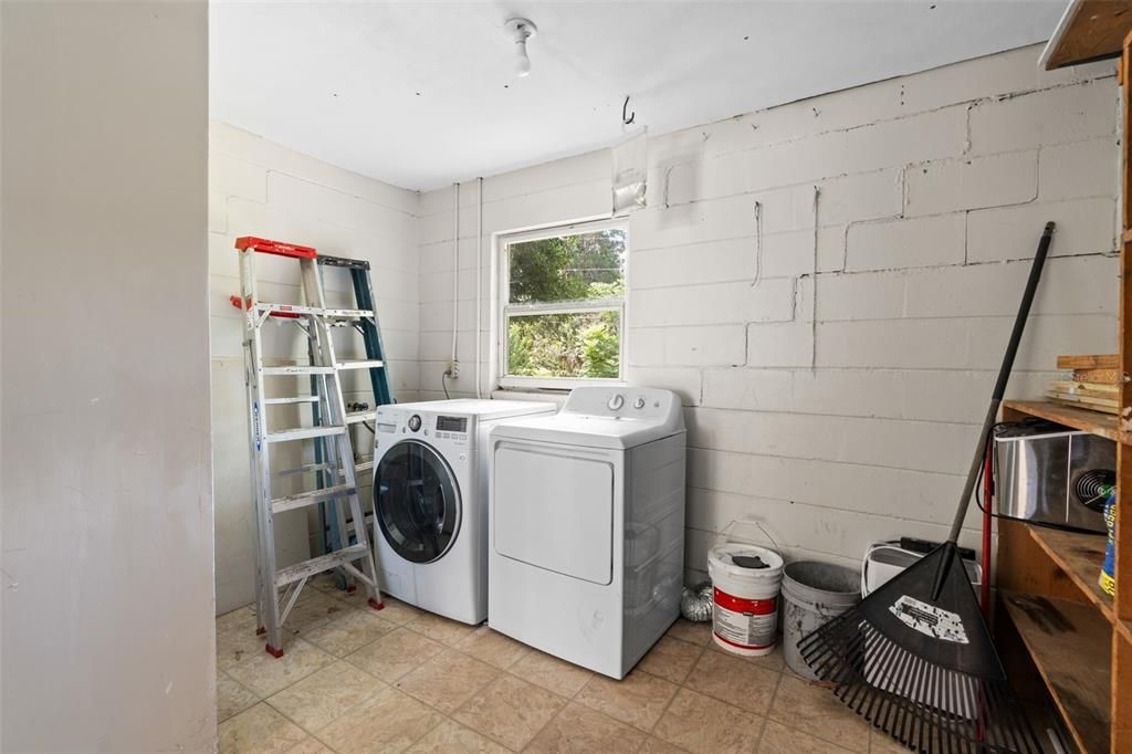 Active With Contract: $259,000 (4 beds, 2 baths, 1446 Square Feet)