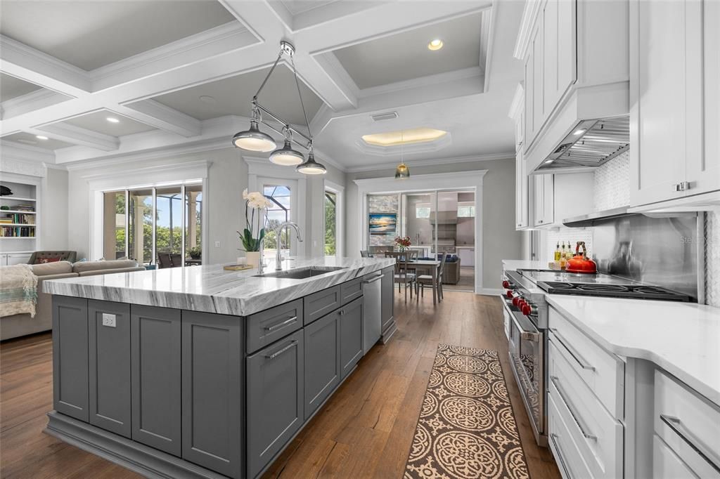 待售: $2,290,000 (6 贝兹, 4 浴室, 4967 平方英尺)