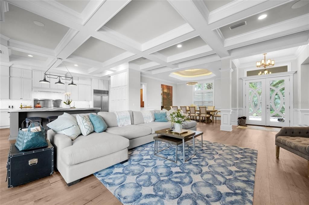 待售: $2,290,000 (6 贝兹, 4 浴室, 4967 平方英尺)