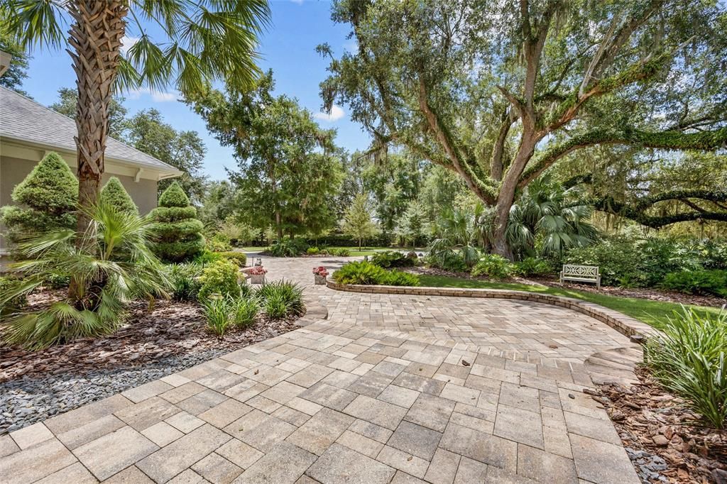 待售: $2,290,000 (6 贝兹, 4 浴室, 4967 平方英尺)