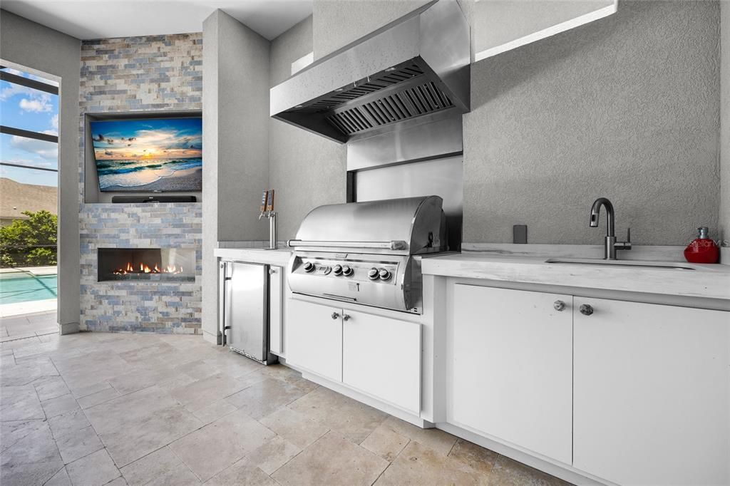 待售: $2,290,000 (6 贝兹, 4 浴室, 4967 平方英尺)