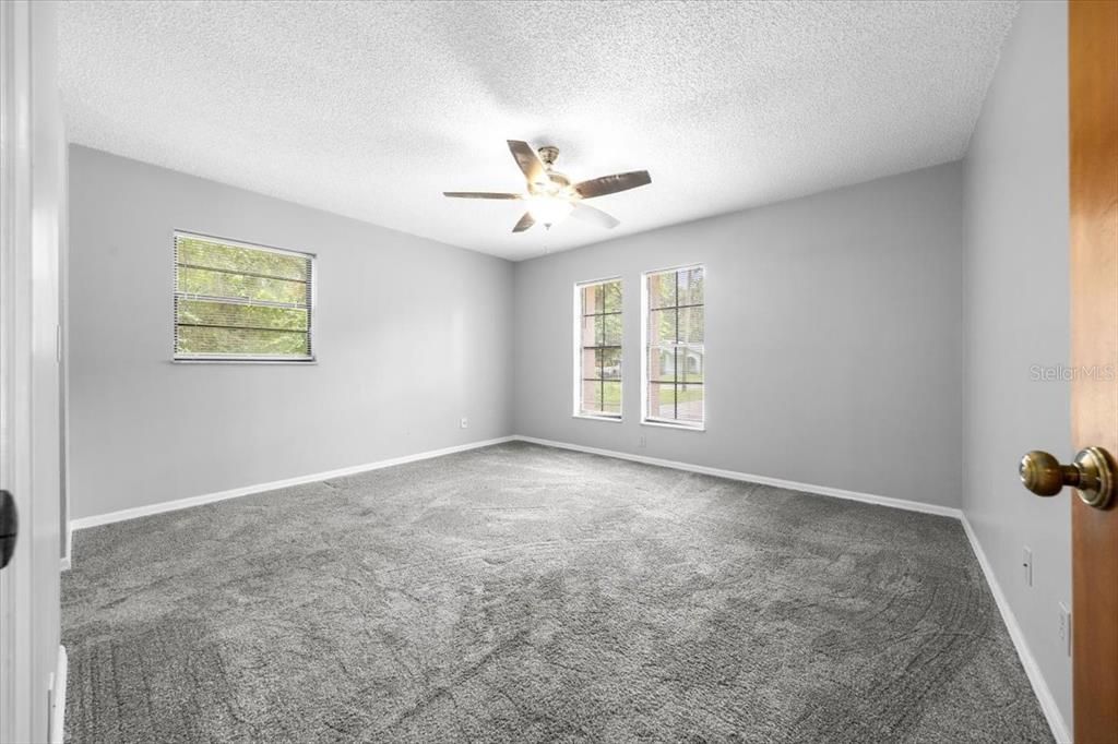 Active With Contract: $249,999 (3 beds, 2 baths, 1572 Square Feet)