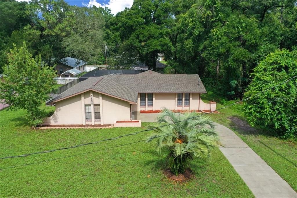 Active With Contract: $249,999 (3 beds, 2 baths, 1572 Square Feet)