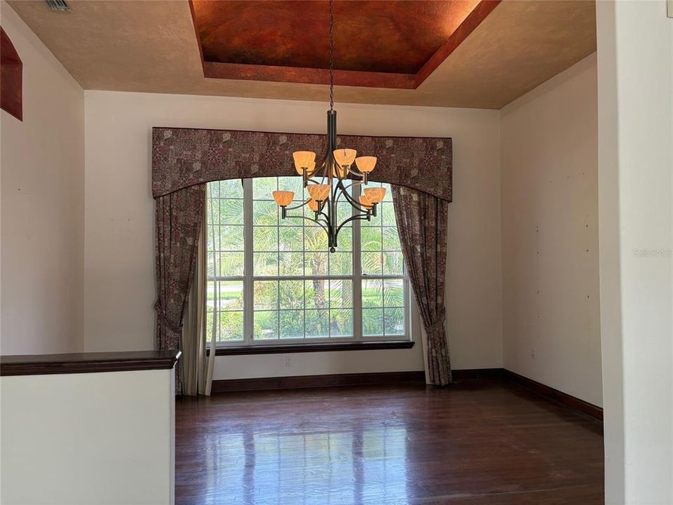 For Sale: $625,000 (3 beds, 2 baths, 3076 Square Feet)