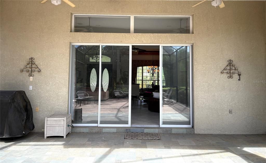 For Sale: $625,000 (3 beds, 2 baths, 3076 Square Feet)