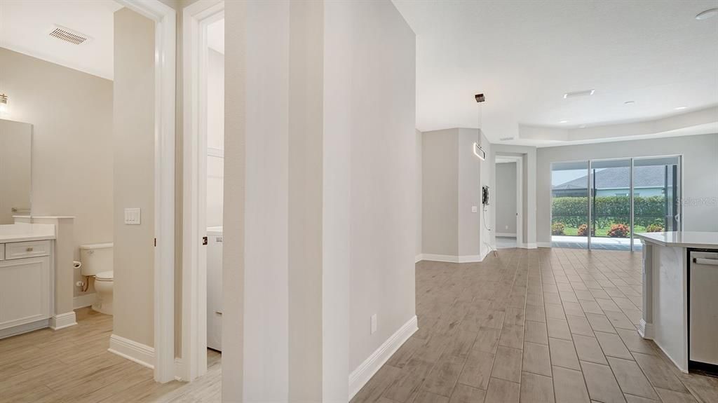 待售: $365,000 (2 贝兹, 2 浴室, 1525 平方英尺)