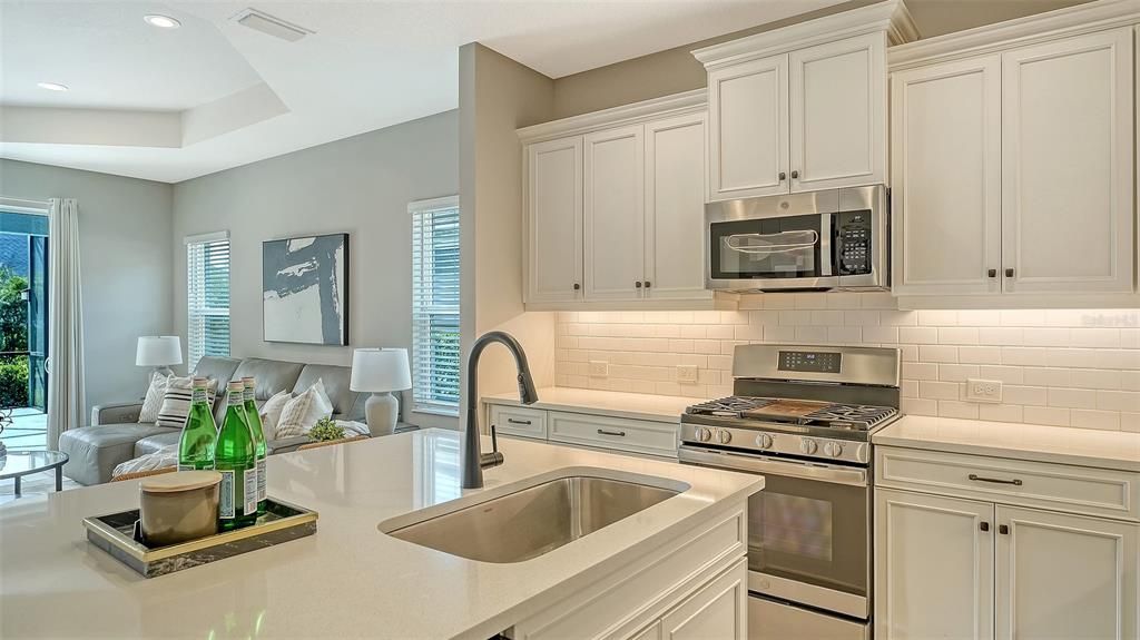 待售: $365,000 (2 贝兹, 2 浴室, 1525 平方英尺)