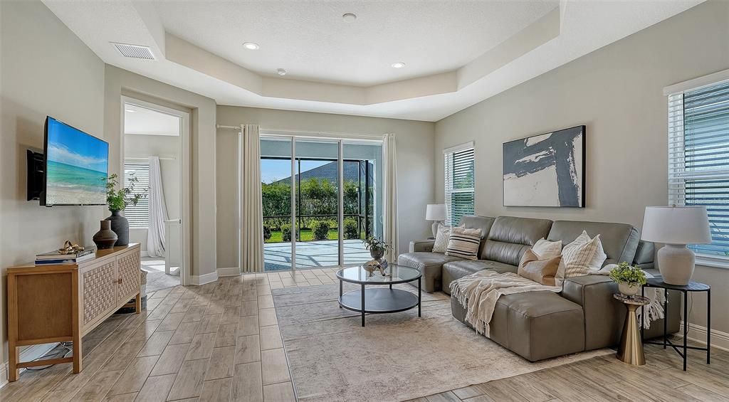 待售: $365,000 (2 贝兹, 2 浴室, 1525 平方英尺)