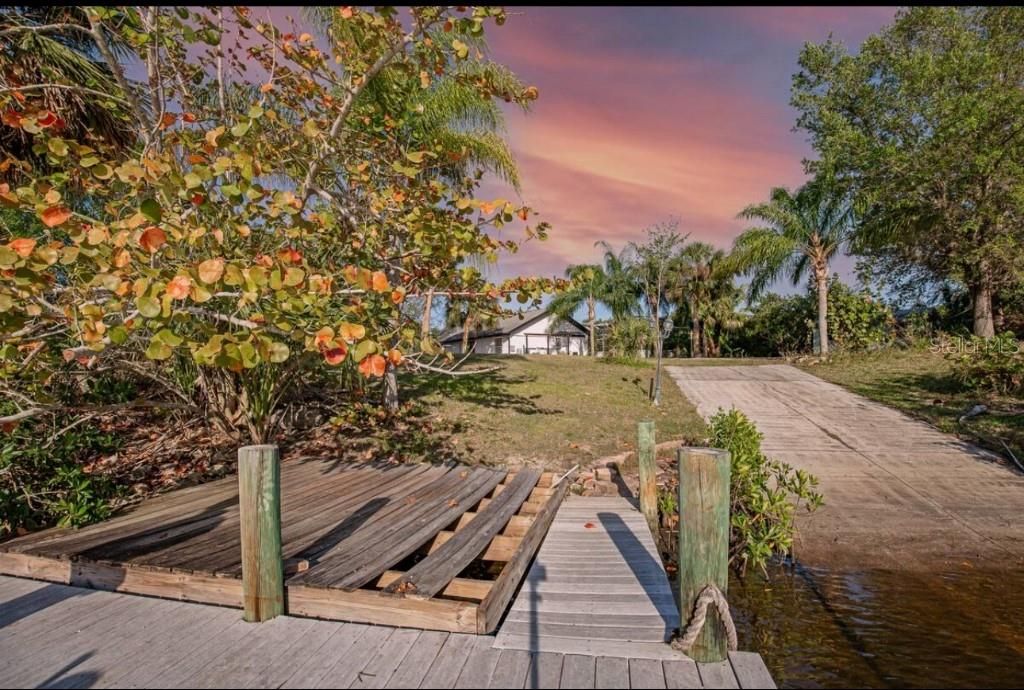 En Venta: $850,000 (4 camas, 3 baños, 3059 Pies cuadrados)