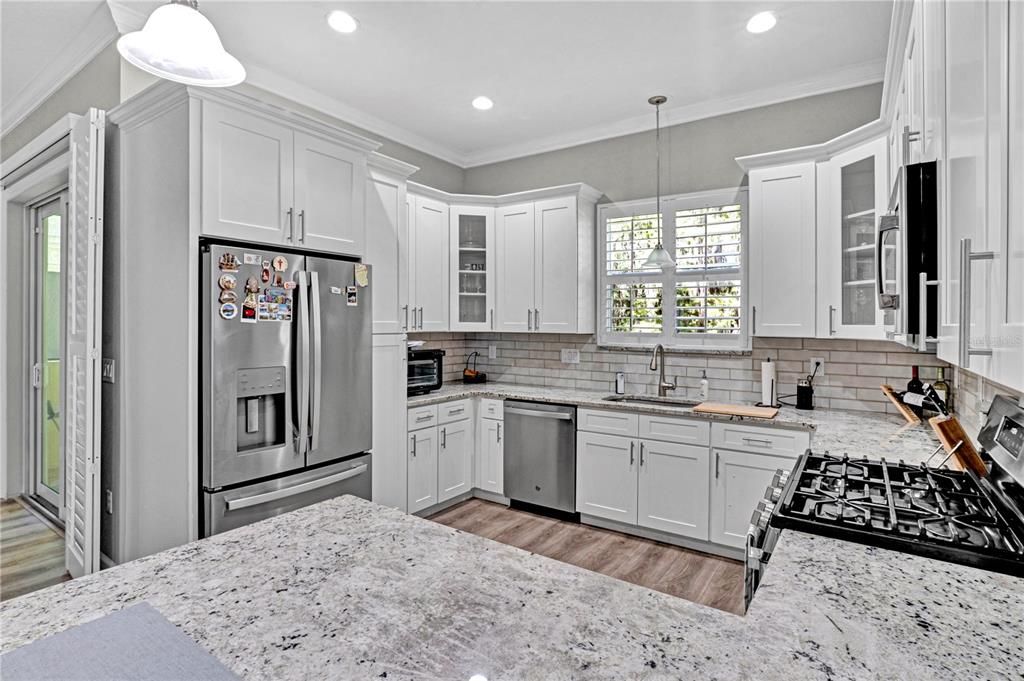 En Venta: $450,000 (3 camas, 2 baños, 2275 Pies cuadrados)