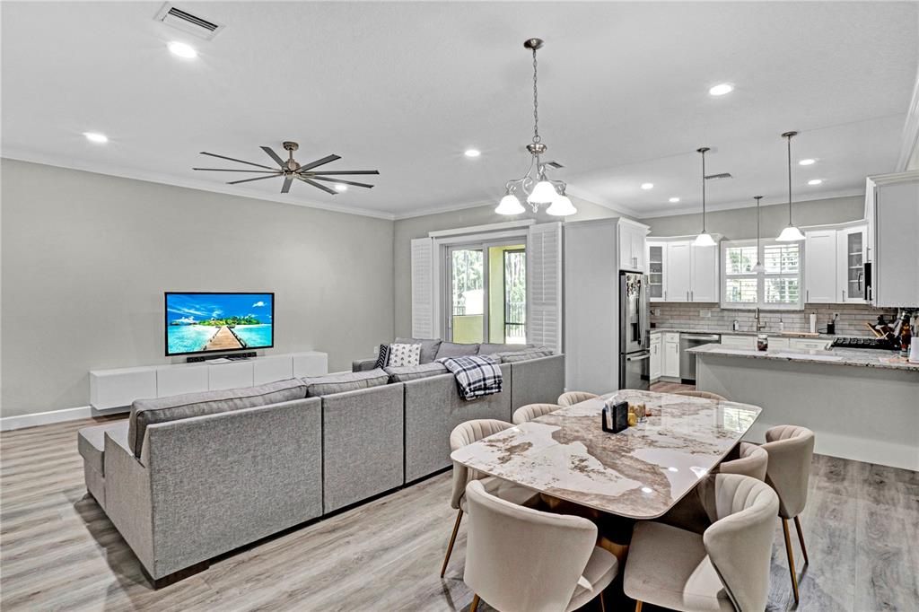 En Venta: $450,000 (3 camas, 2 baños, 2275 Pies cuadrados)