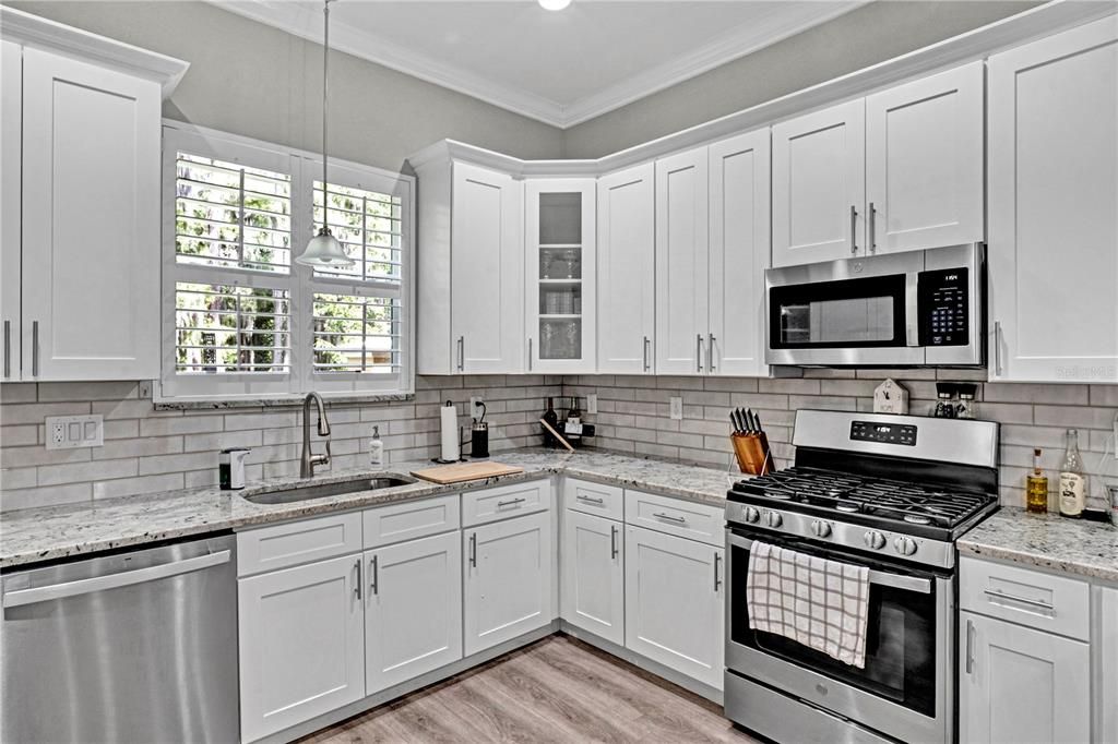 En Venta: $450,000 (3 camas, 2 baños, 2275 Pies cuadrados)