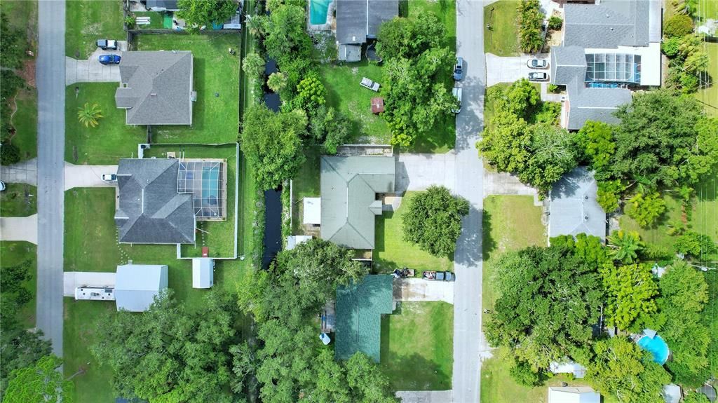 Activo con contrato: $339,900 (4 camas, 2 baños, 1821 Pies cuadrados)