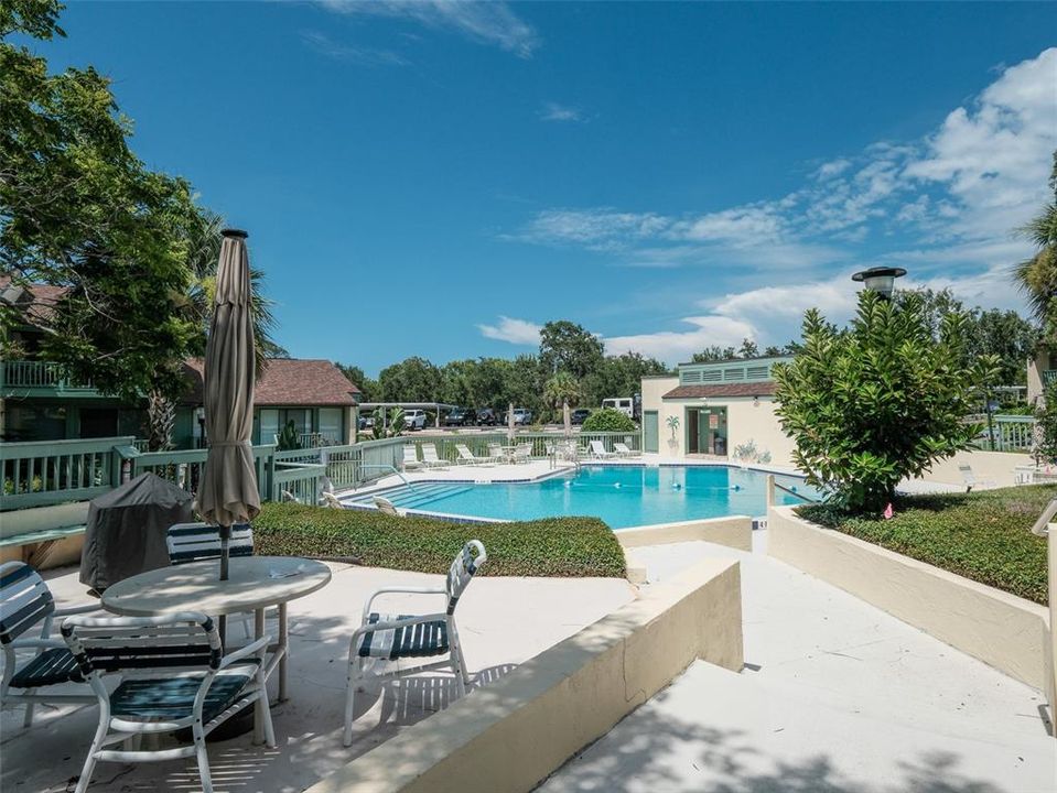 Active With Contract: $249,000 (1 beds, 1 baths, 1053 Square Feet)