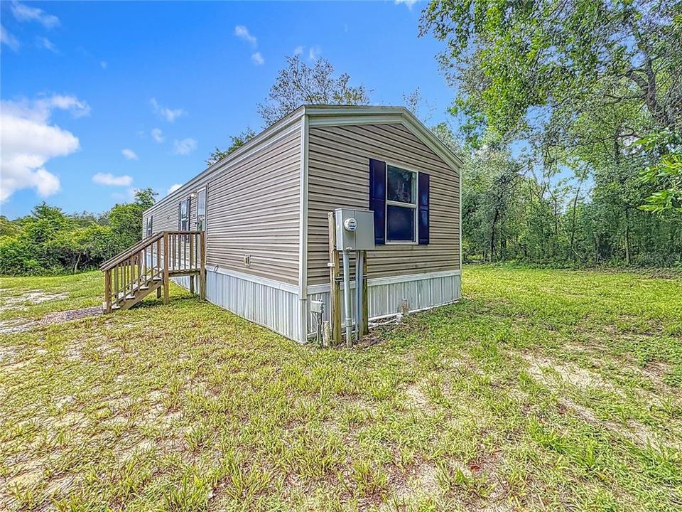 待售: $155,000 (2 贝兹, 2 浴室, 844 平方英尺)