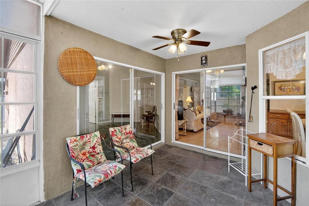 待售: $371,000 (4 贝兹, 2 浴室, 1951 平方英尺)