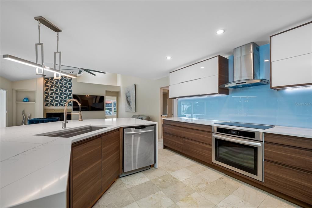 待售: $1,395,000 (4 贝兹, 3 浴室, 2764 平方英尺)