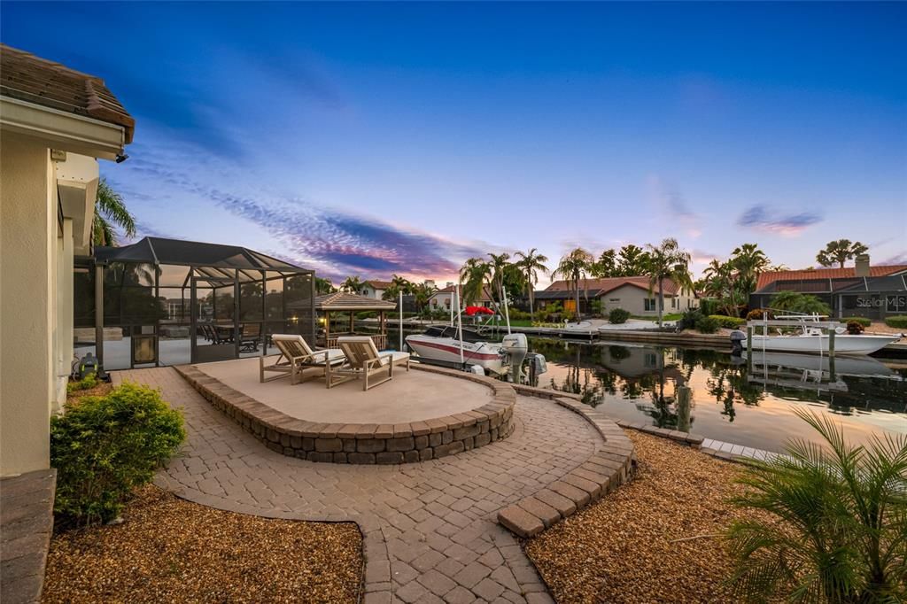 待售: $1,395,000 (4 贝兹, 3 浴室, 2764 平方英尺)