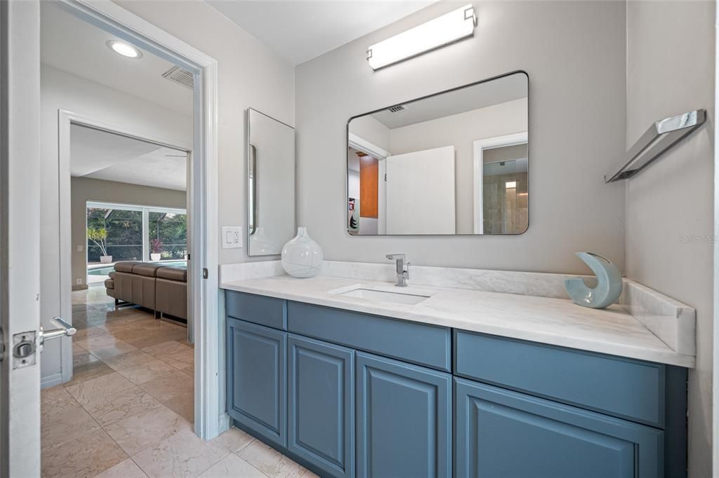 待售: $1,395,000 (4 贝兹, 3 浴室, 2764 平方英尺)