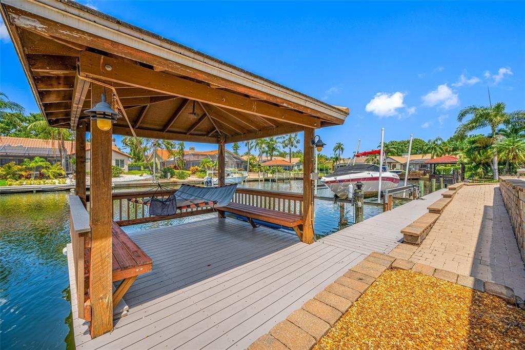 待售: $1,395,000 (4 贝兹, 3 浴室, 2764 平方英尺)