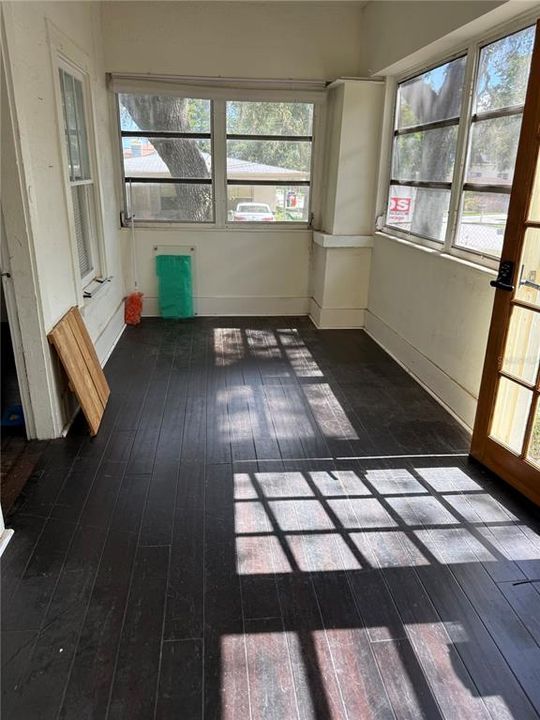 Active With Contract: $250,000 (2 beds, 2 baths, 1028 Square Feet)