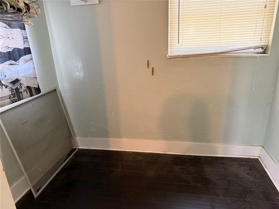 Active With Contract: $250,000 (2 beds, 2 baths, 1028 Square Feet)