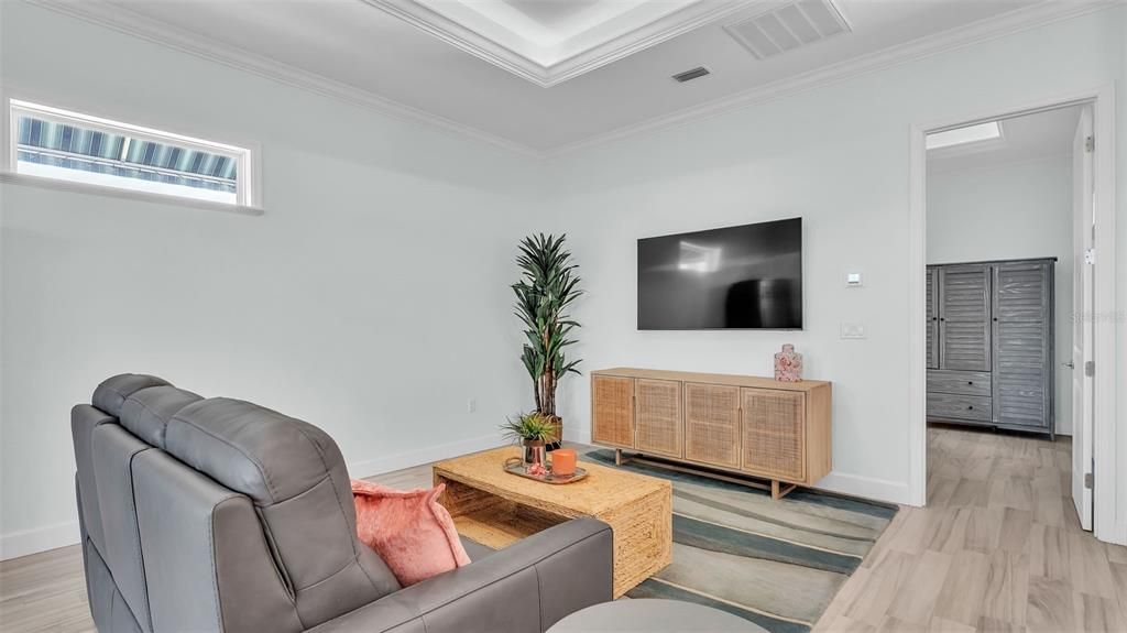 待售: $495,000 (1 贝兹, 1 浴室, 1096 平方英尺)