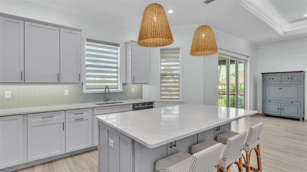 待售: $495,000 (1 贝兹, 1 浴室, 1096 平方英尺)