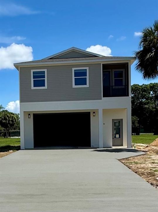 Recently Sold: $444,000 (3 beds, 2 baths, 1517 Square Feet)