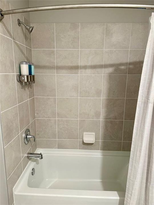 For Sale: $279,999 (3 beds, 2 baths, 1422 Square Feet)