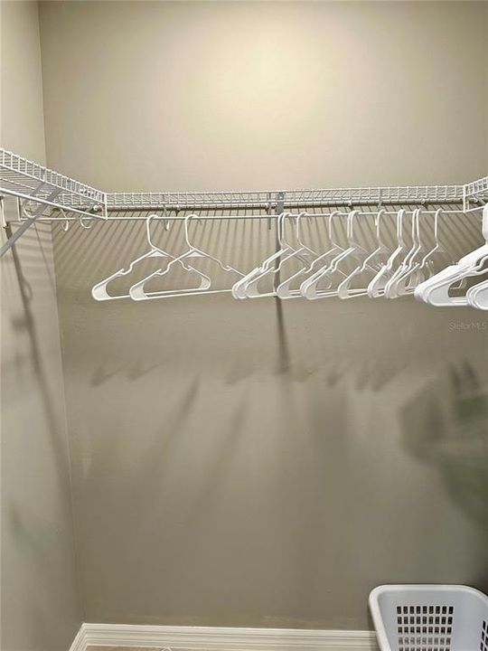 For Sale: $279,999 (3 beds, 2 baths, 1422 Square Feet)