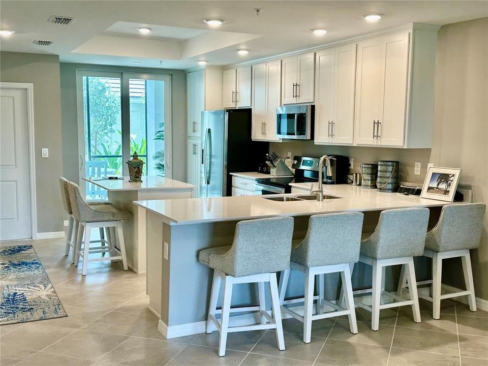 For Sale: $279,999 (3 beds, 2 baths, 1422 Square Feet)