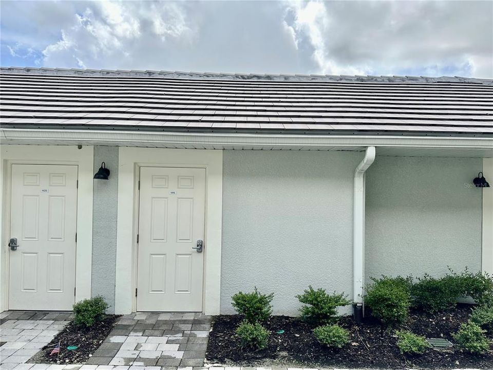 For Sale: $279,999 (3 beds, 2 baths, 1422 Square Feet)