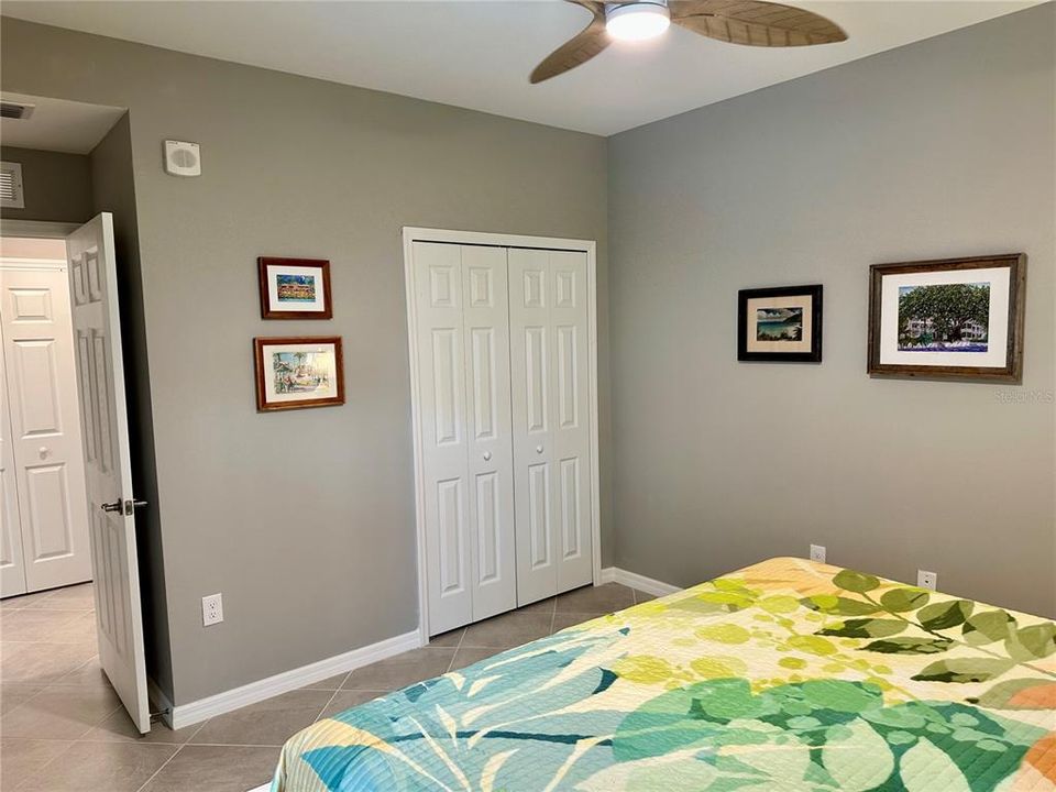 For Sale: $279,999 (3 beds, 2 baths, 1422 Square Feet)