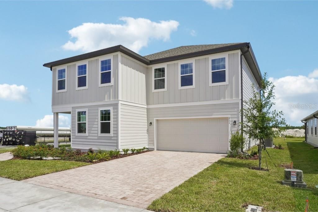 Active With Contract: $529,990 (3 beds, 2 baths, 2796 Square Feet)