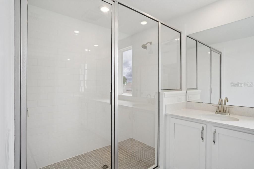 Active With Contract: $529,990 (3 beds, 2 baths, 2796 Square Feet)
