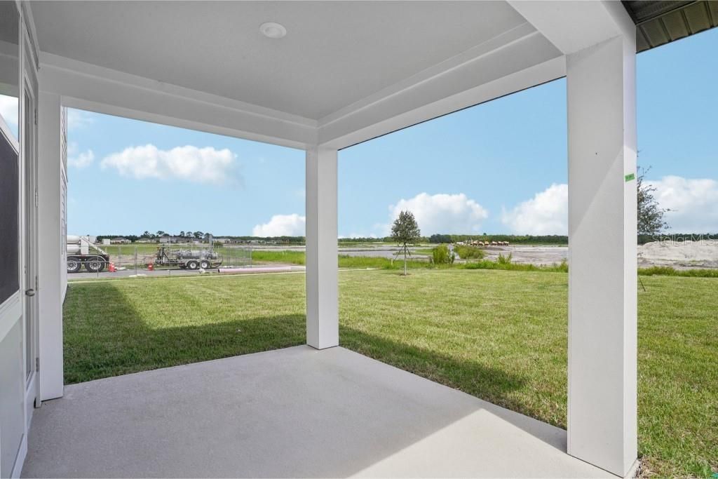 Active With Contract: $529,990 (3 beds, 2 baths, 2796 Square Feet)