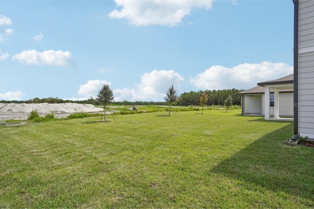 Active With Contract: $529,990 (3 beds, 2 baths, 2796 Square Feet)