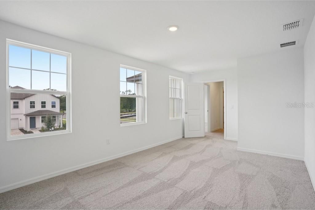 Active With Contract: $529,990 (3 beds, 2 baths, 2796 Square Feet)